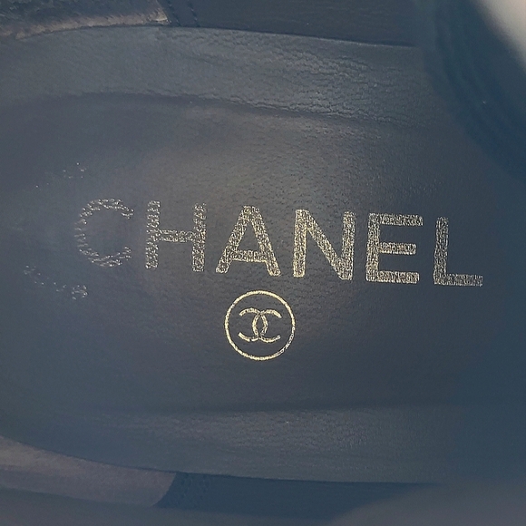SOLD! CHANEL Lace-up Lug Sole Leather Ankle Boots Brown Booties 39.5 - Picture 12 of 16